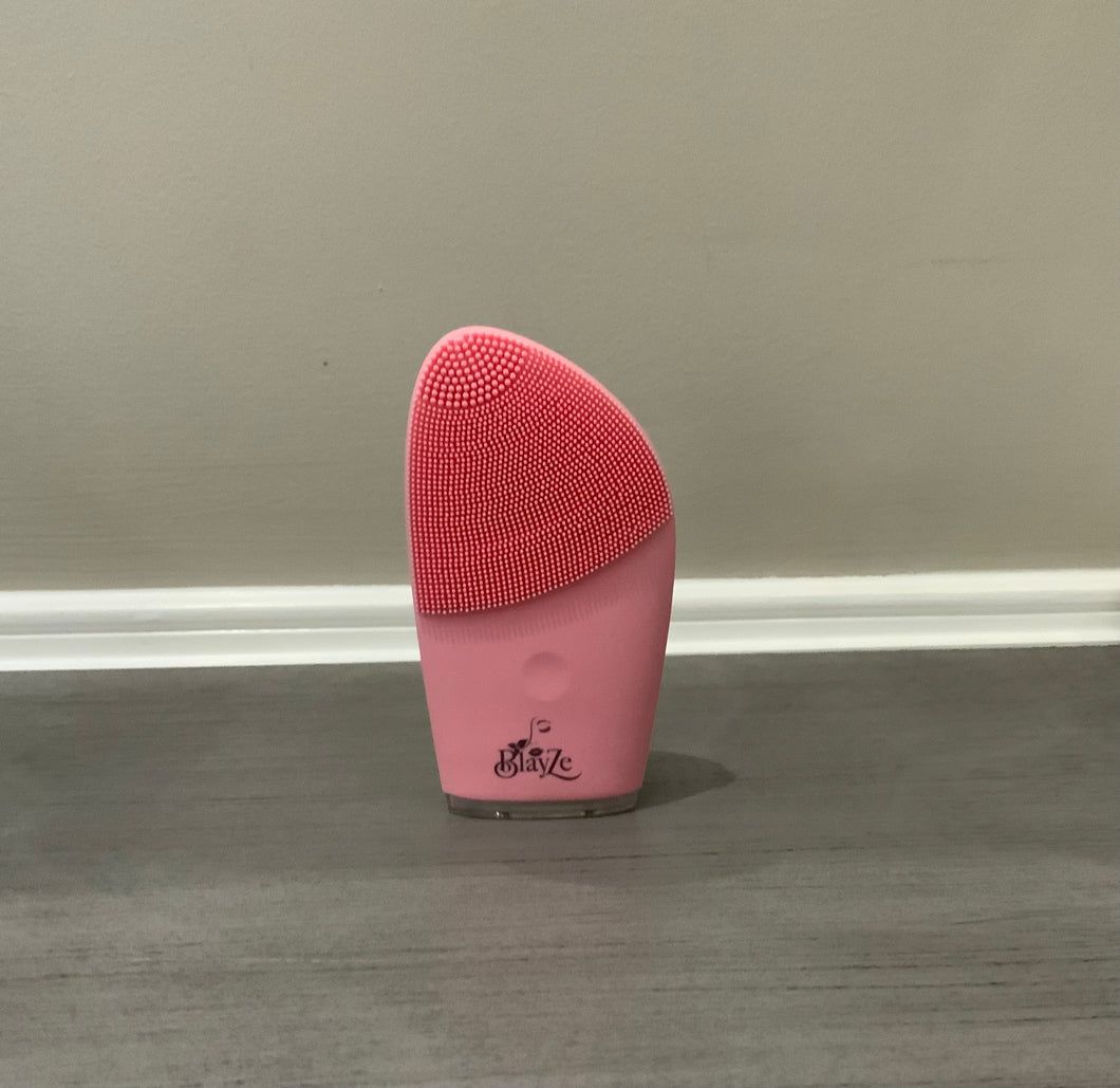 Facial Cleansing Brush